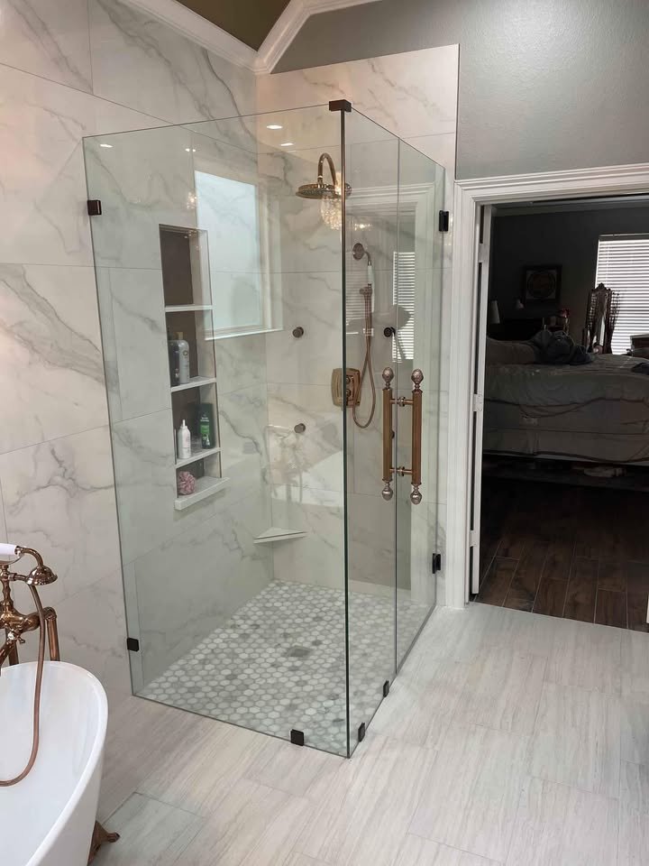 How to Choose the Best Shower Enclosure for Your Bathroom 567758335 1358943069005986 1653774718216758825 n